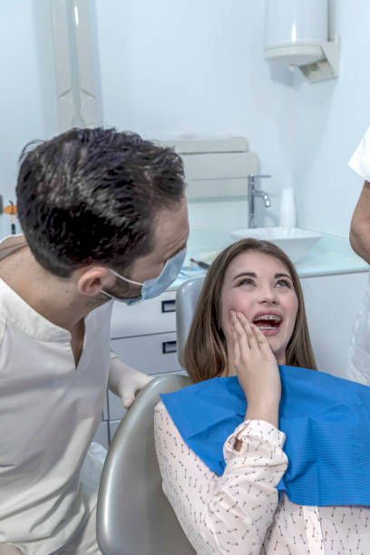 Best Broken or Cracked Tooth Emergency Dentist in Lamar, MO